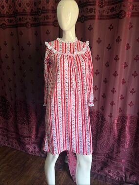 Vintage Lanz of Salzburg Red, White & Blue  Long Sleeve Pajama Dress Size 7/8